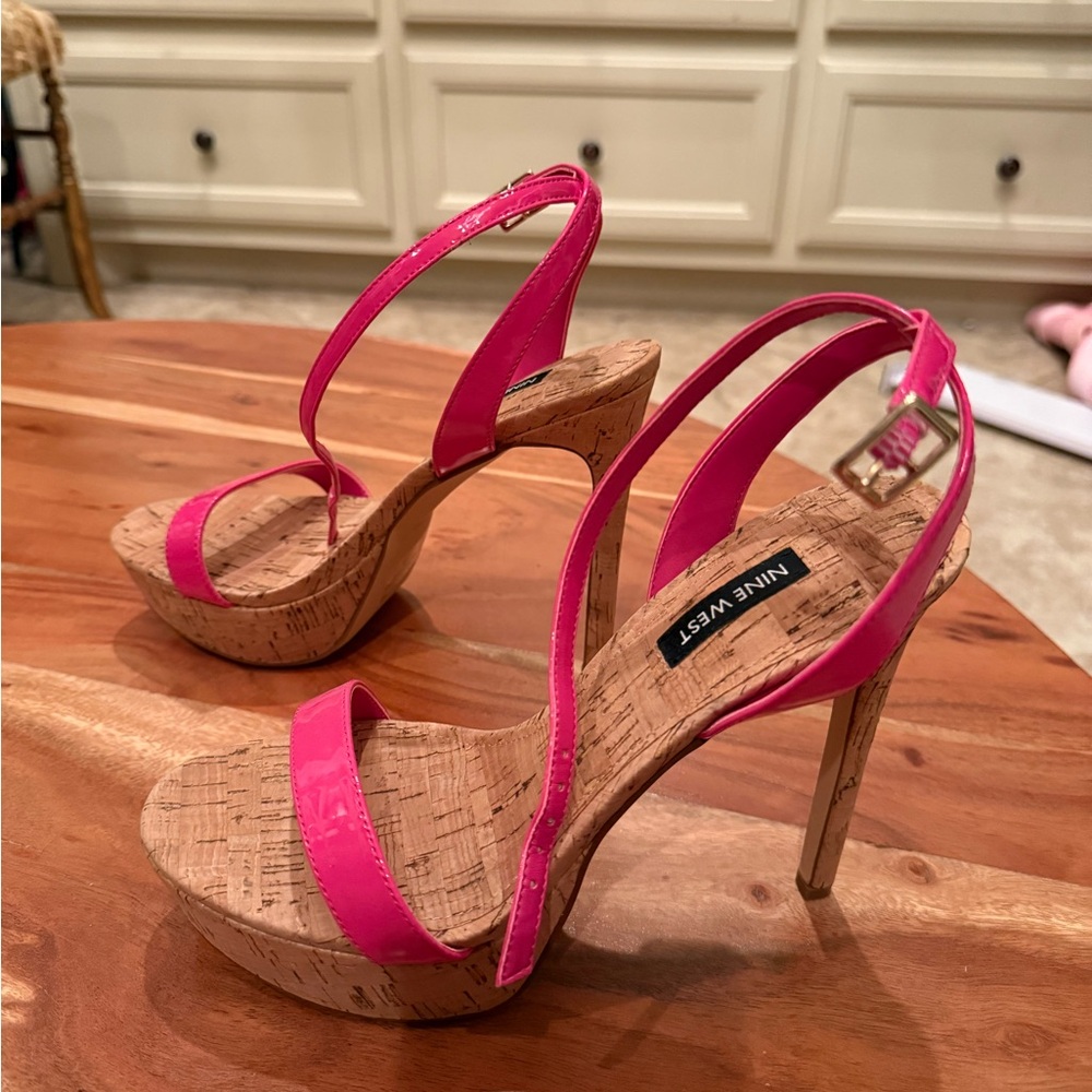 NEW Nine West “Gracey” Pink Strappy Women's platform Heels - Picture 2 of 4